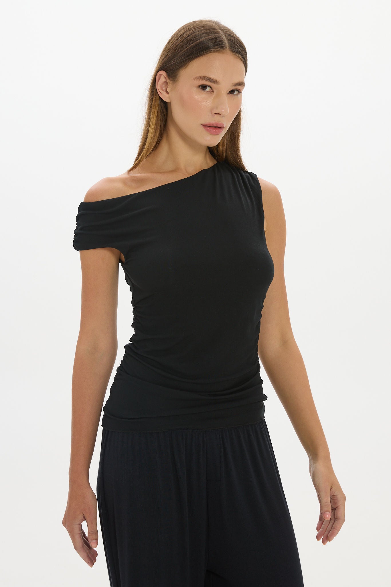 Loose The Label Chloe Off Shoulder Top - Black