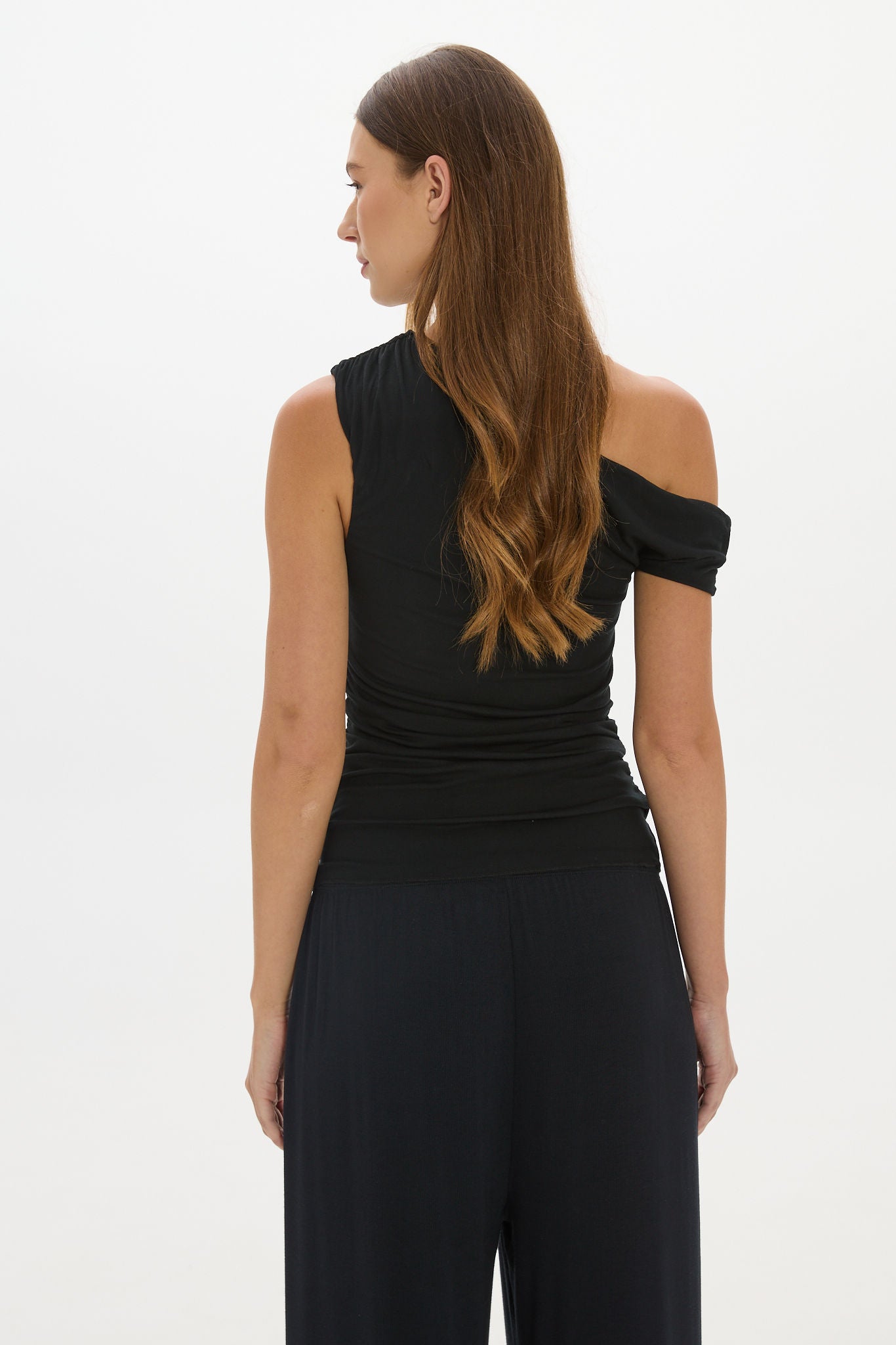 Loose The Label Chloe Off Shoulder Top - Black