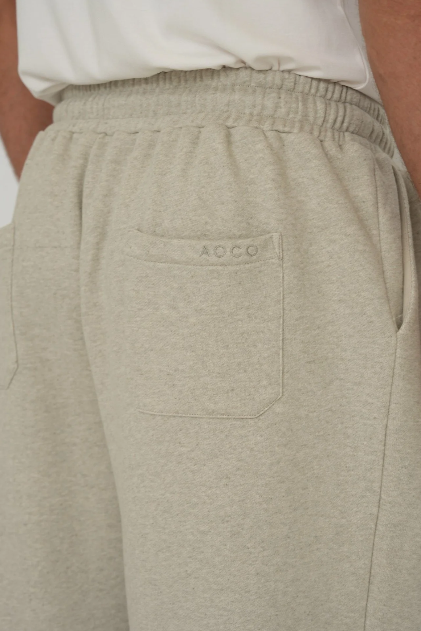 Relax in pure comfort with the Organic Cotton Straight Leg Sweatpants from AOCO. These eco-friendly, soft sweatpants provide a timeless, flattering fit.