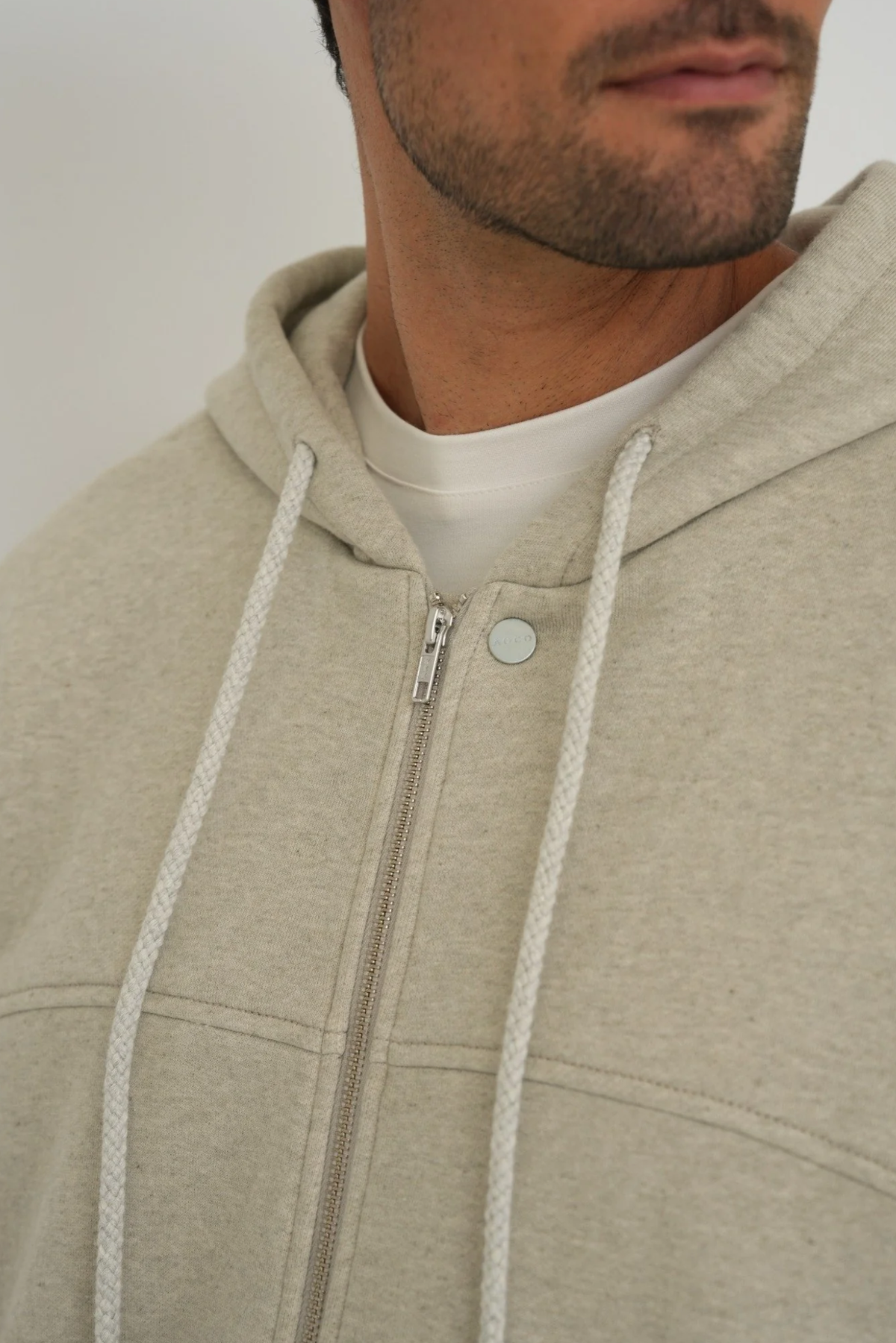 Experience the ultimate comfort with the Organic Cotton Zip-Up Hoodie from AOCO. Crafted with premium eco-friendly materials, this is an everyday essential.
