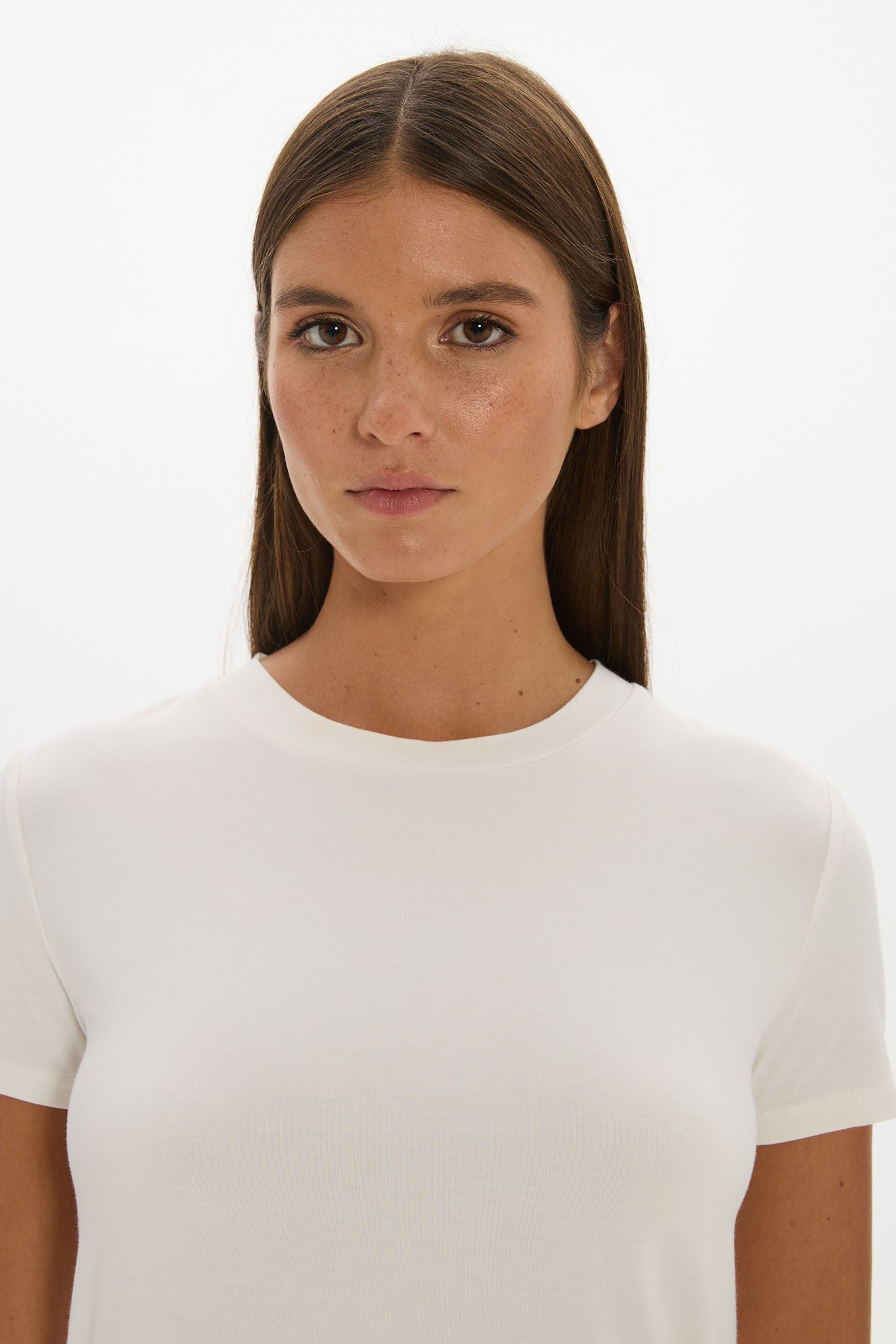 AOCO La Palma Crewneck T-Shirt - Cream