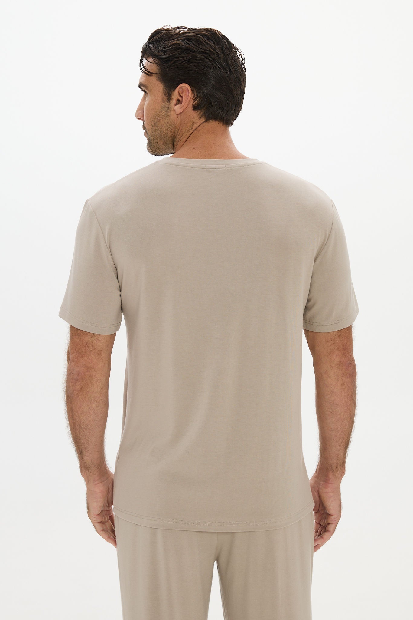 V-neck T-shirt Cream