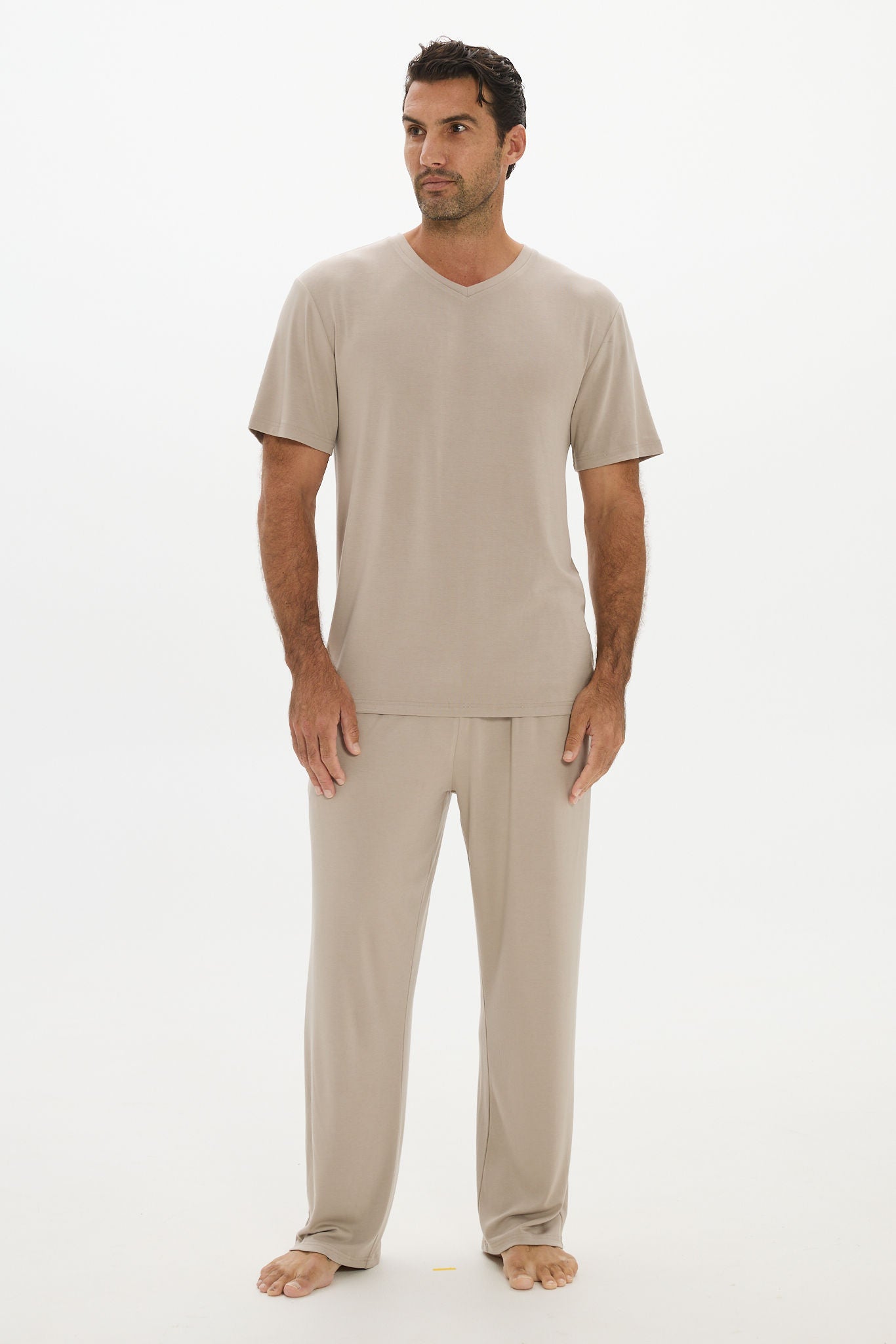 V-neck T-shirt Cream