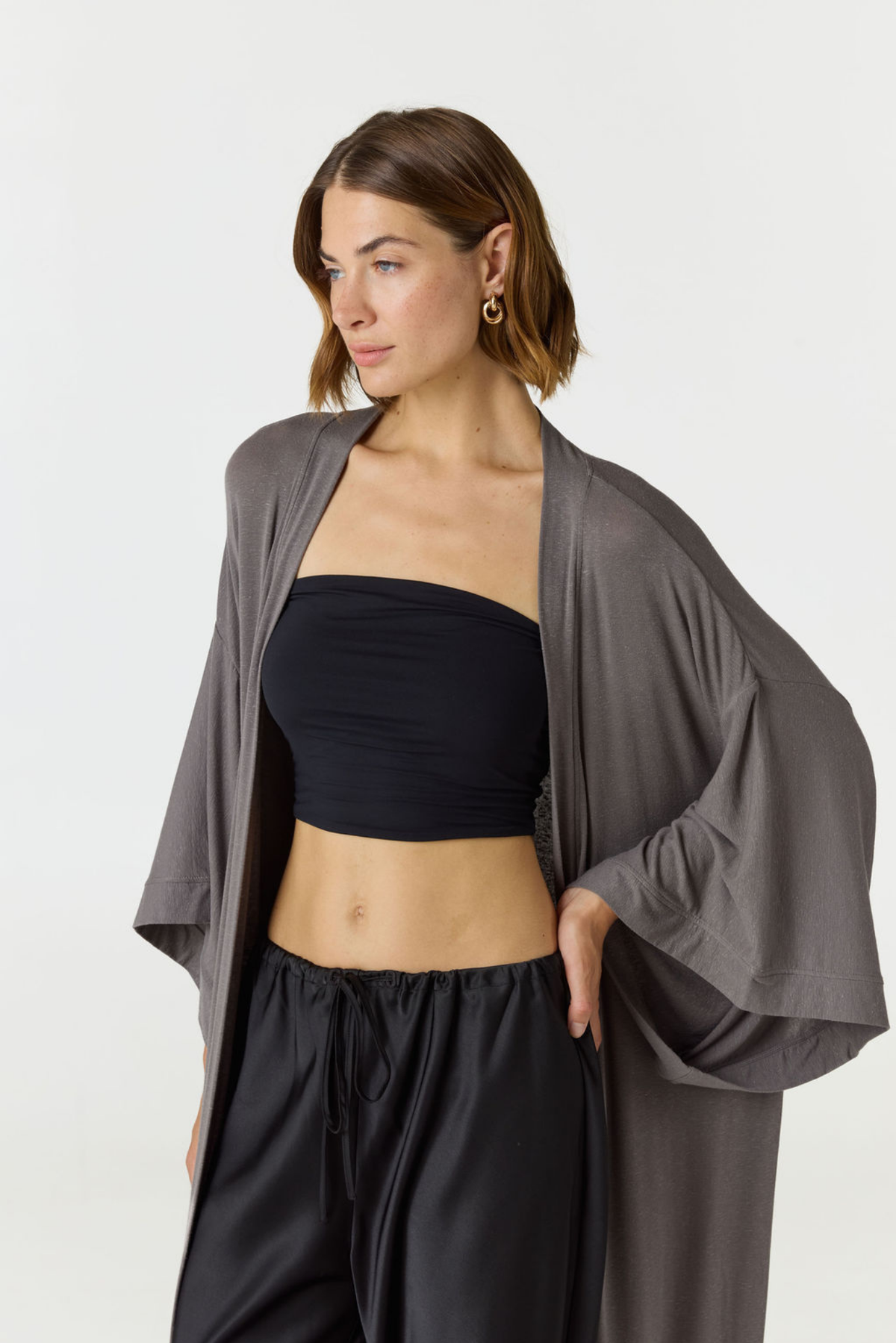 Relax in luxury with the Shura Kaftan from AOCO. This breezy, lightweight resort wear piece features an elegant, relaxed fit perfect for your next getaway.