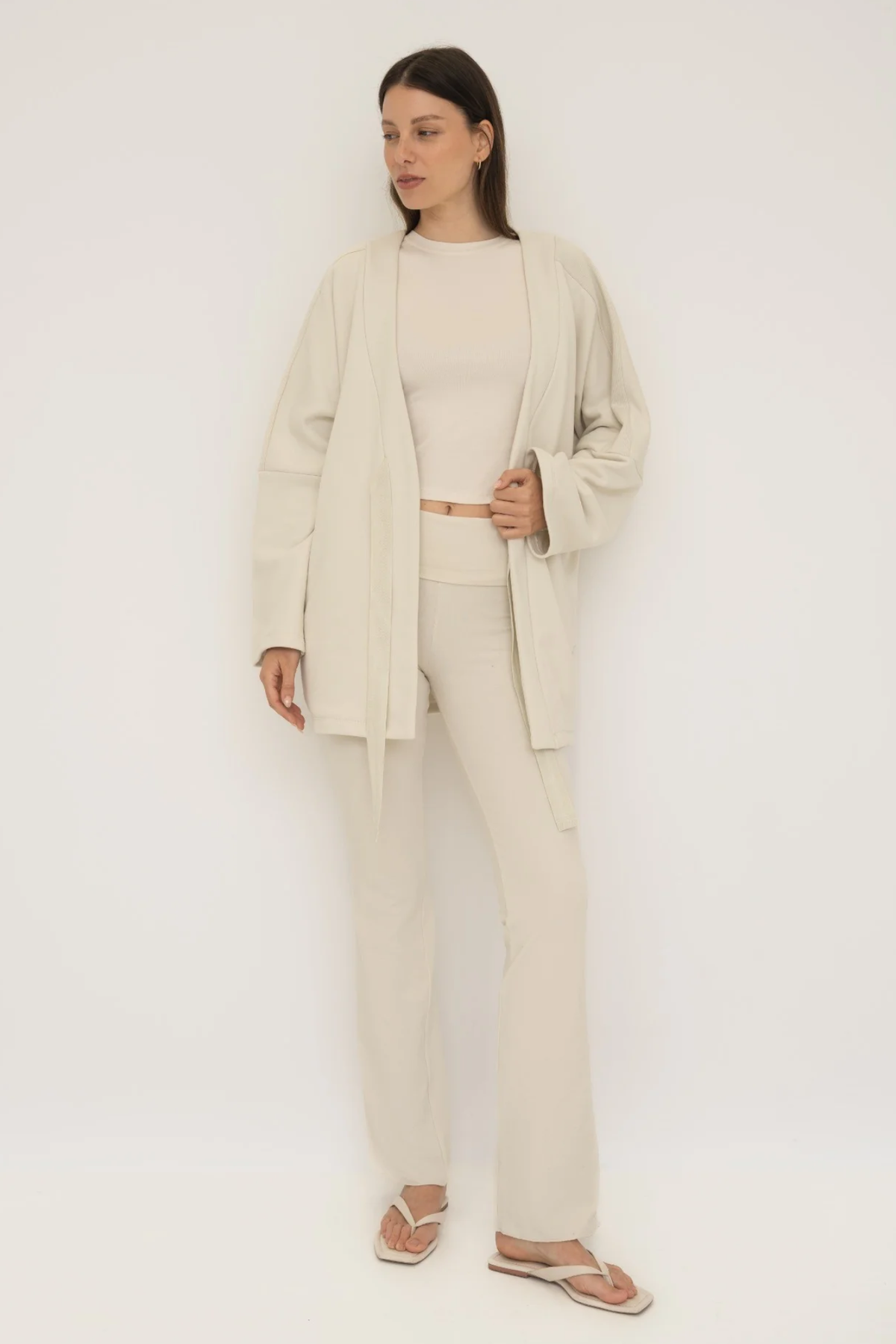 Soft organic cotton fold over leggings in cream with a comfortable fold over waistband.